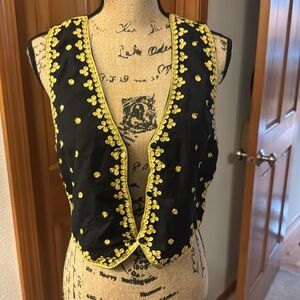 Passports Pier 1 Imports One Size Embroidered Vest